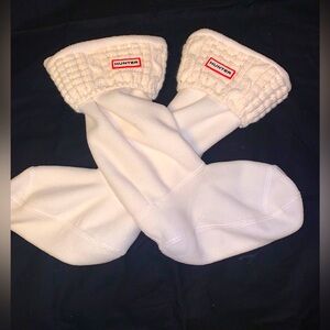 Hunter boots liners size large in excellent like new condition.